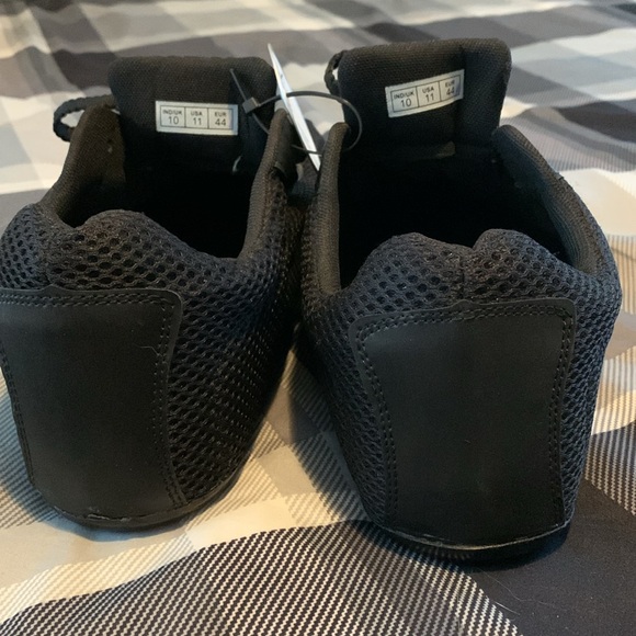 TrackSTAR Men’s Size 11 Cleats w/ Socks and Replacement Spikes - Picture 6 of 9